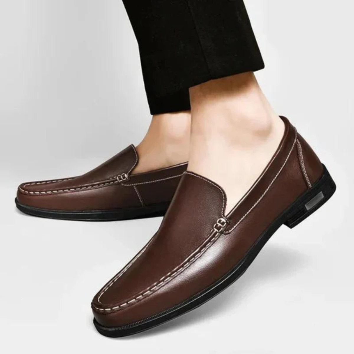 The El Paso Men's Classic Leather Slip On Loafers