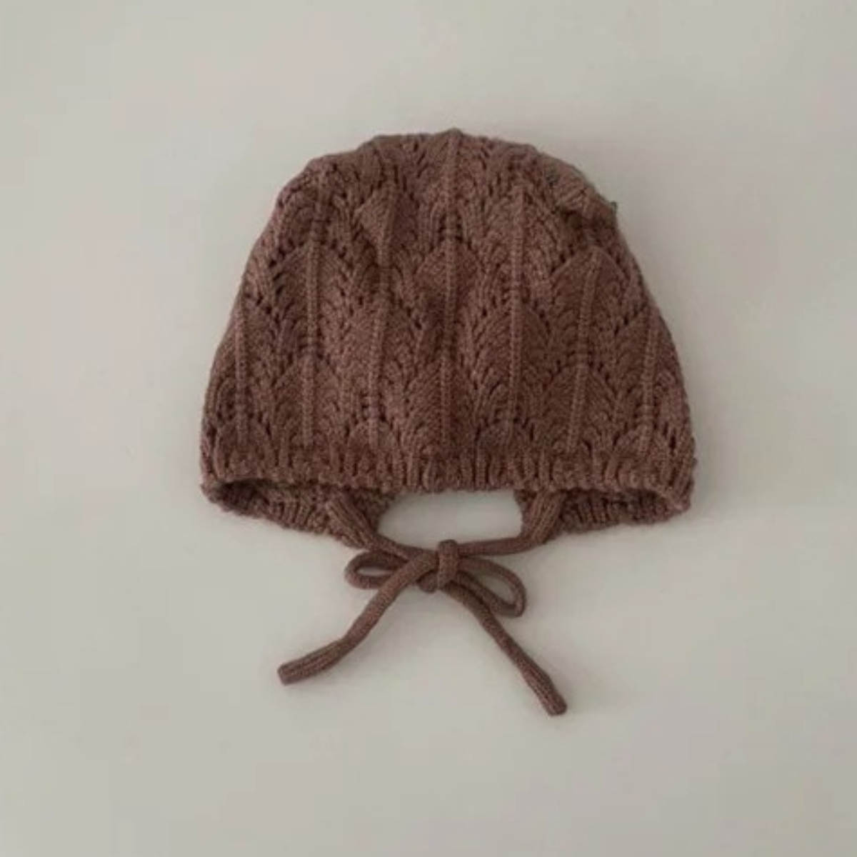 SoHo Kids Cable Knit Tie Strap Bonnet Accessory