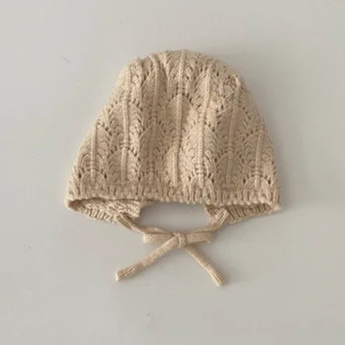 SoHo Kids Cable Knit Tie Strap Bonnet Accessory