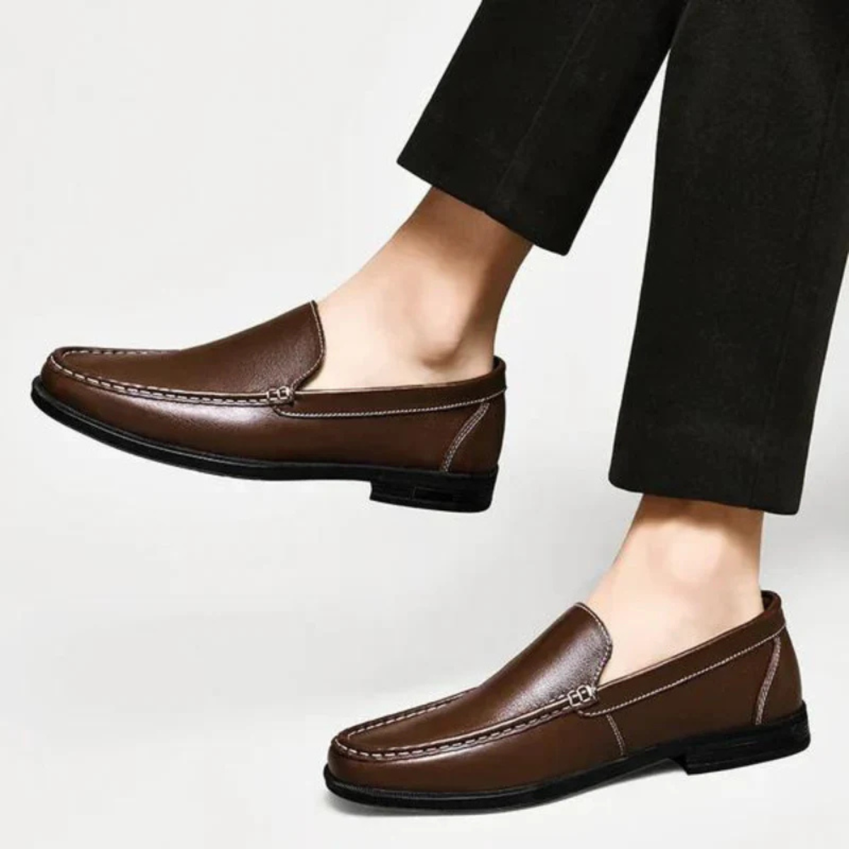 The El Paso Men's Classic Leather Slip On Loafers