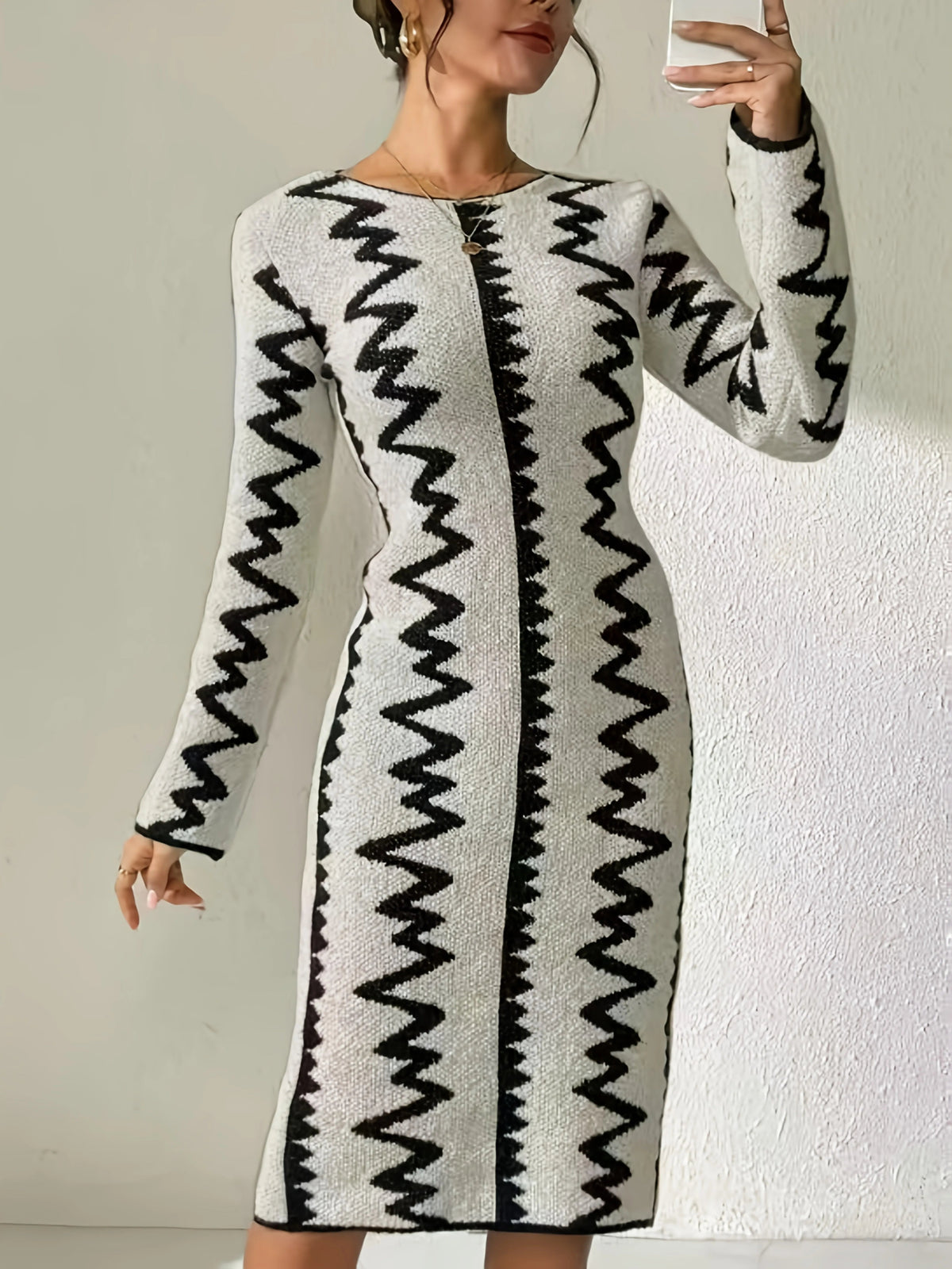 Women's Knitted Dress with Bold Stripes