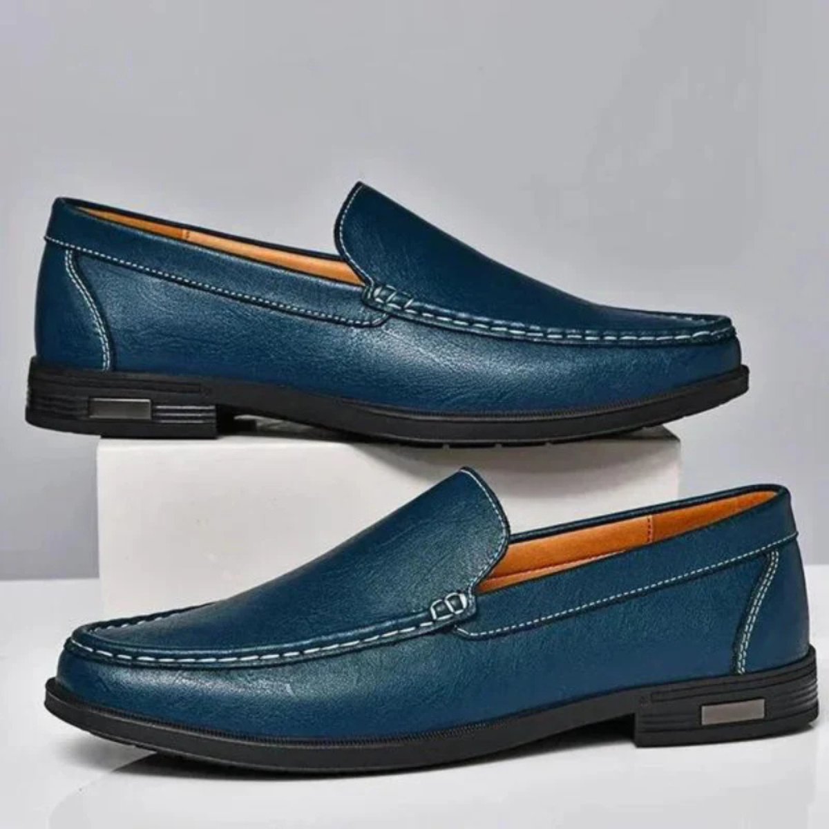 The El Paso Men's Classic Leather Slip On Loafers