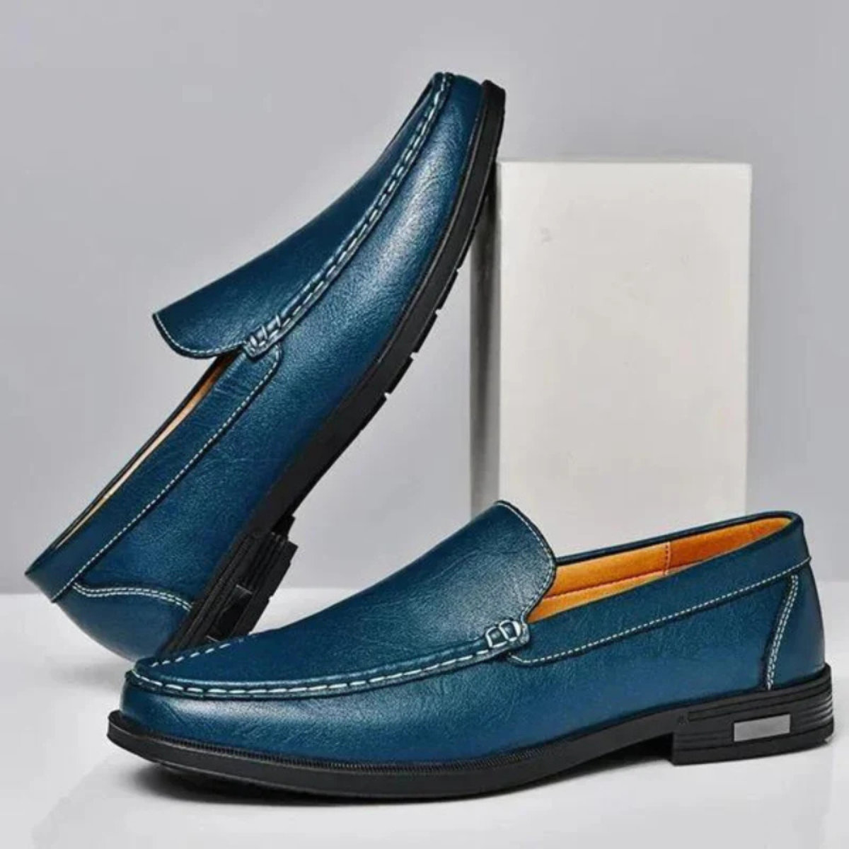 The El Paso Men's Classic Leather Slip On Loafers