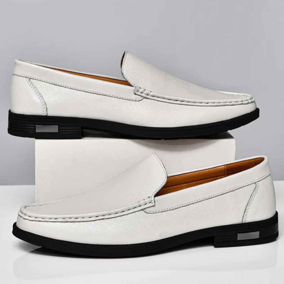 The El Paso Men's Classic Leather Slip On Loafers