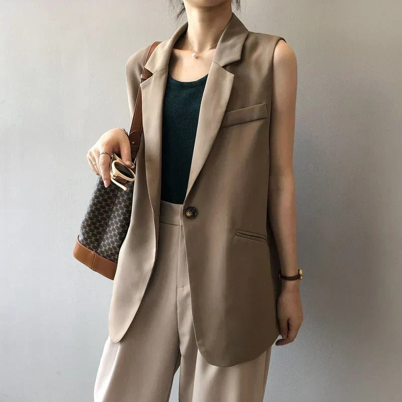 Women's Sleeveless Beige Blazer