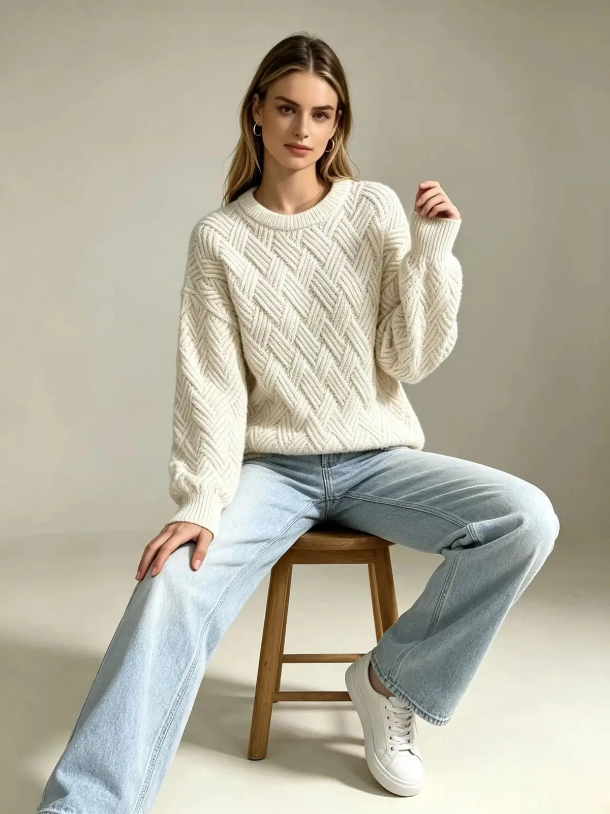 Women's Traditional Cable Jumper