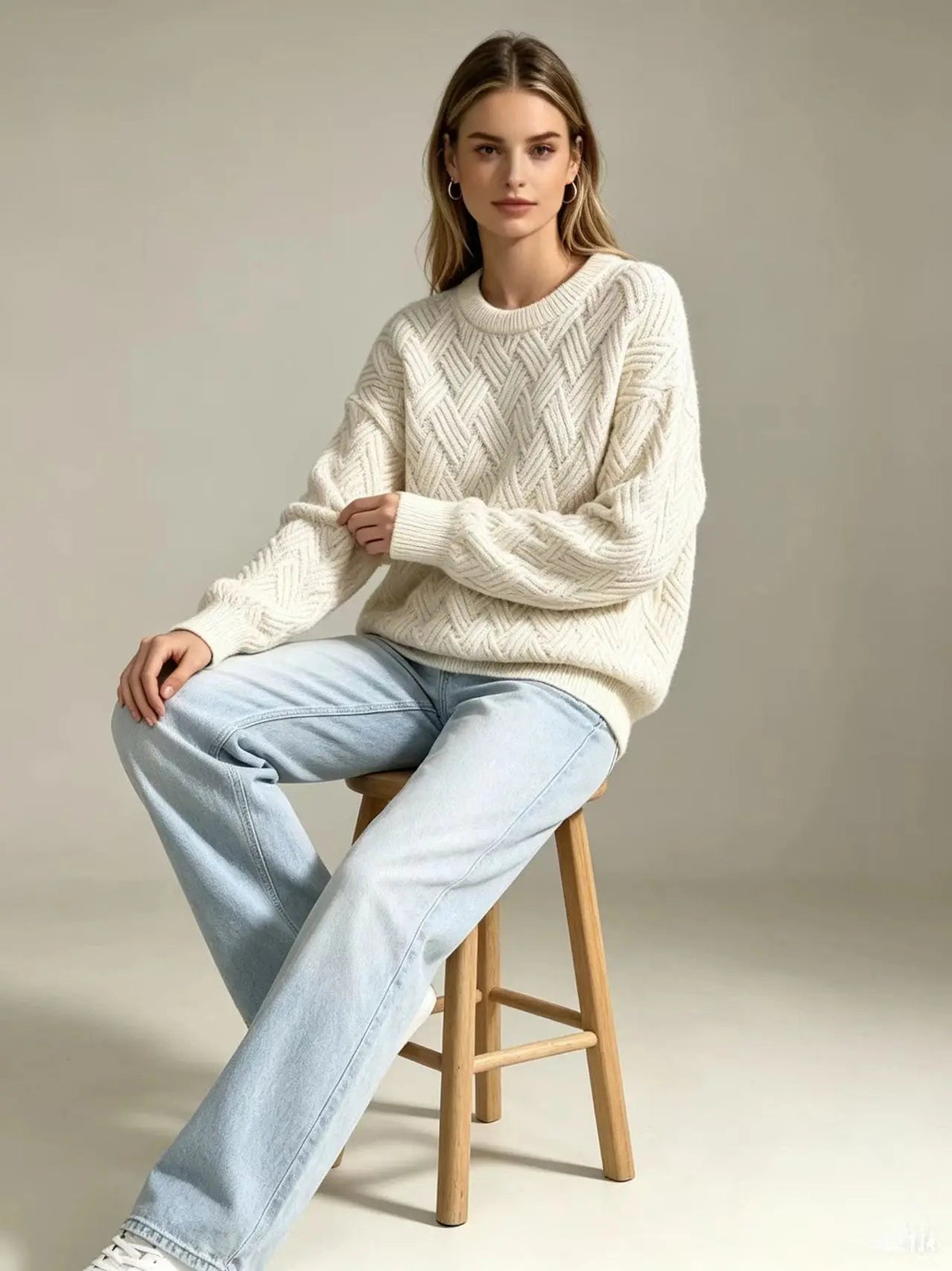 Women's Traditional Cable Jumper